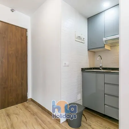Estudio Recién Reformado, Piscina, Cerca De Playa Y Centro Torremolinos